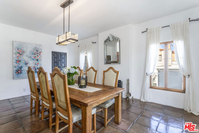 7825 Hillside Avenue, Los Angeles CA: https://media.crmls.org/mediaz/6a2888d3-adaa-450d-b1f0-295749dd9ec5.jpg