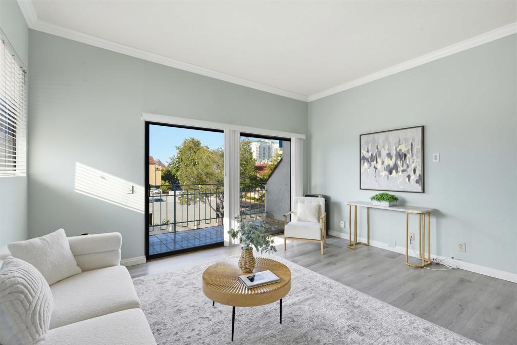 8310 Regents Rd - photo 5