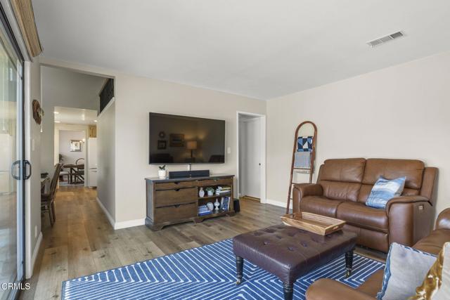 3051 Ketch Place, Oxnard CA: https://media.crmls.org/mediaz/6a2961a7-d934-4376-a38f-65eefa0e64a3.jpg