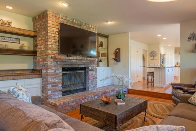 378 Crazy Horse Canyon Road, Salinas CA: https://media.crmls.org/mediaz/6a2a91e5-b66e-4a8d-a63a-df172cc02664.jpg