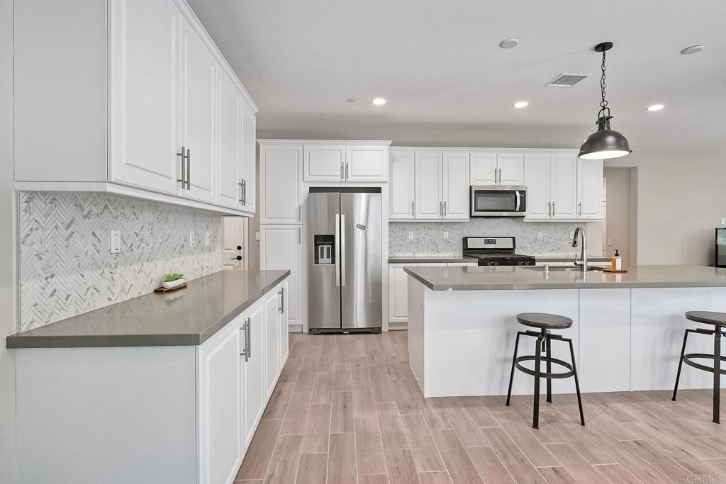 678 Gemstone Dr - photo 15