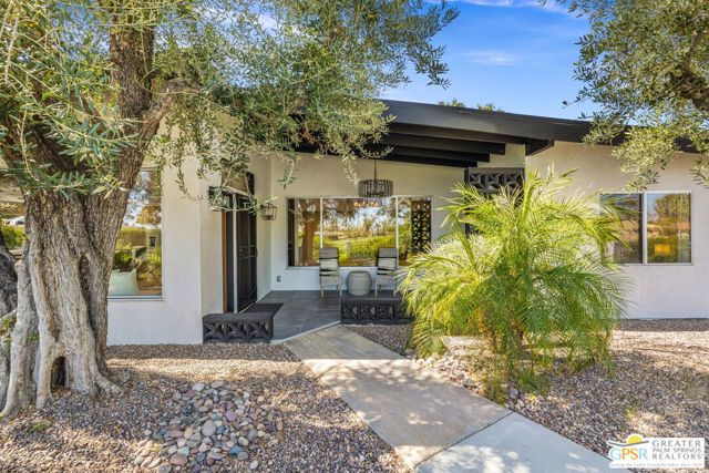 5155 E Bobolink Lane, Palm Springs CA: https://media.crmls.org/mediaz/6a2c41d4-f80d-45b1-8cf5-fb69f89dca29.jpg