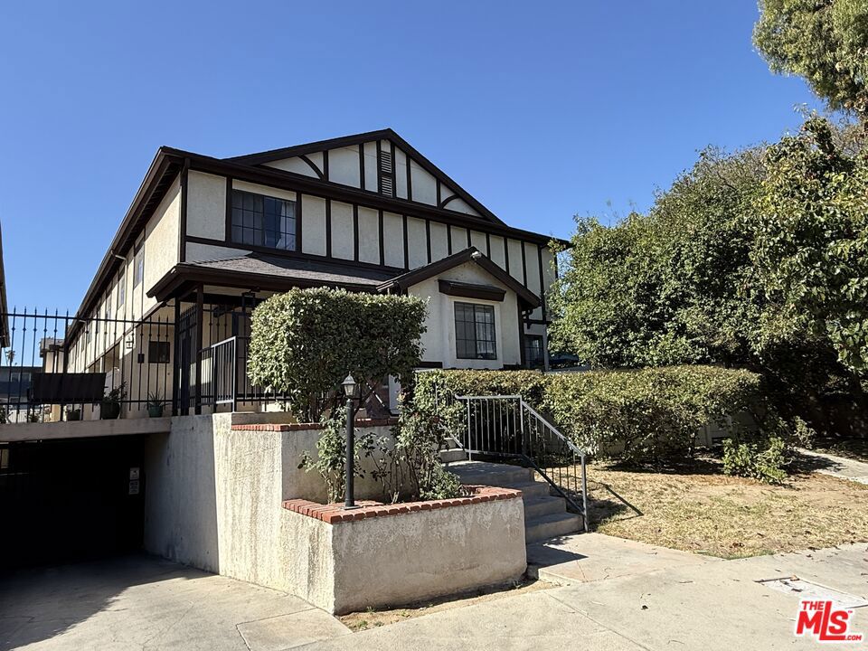 MLS #26916927 image #3
