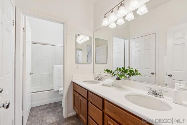 2793 Matera Ln, San Diego CA: https://media.crmls.org/mediaz/6a2c9167-7aa7-4e8d-adda-50eee23198f1.jpg