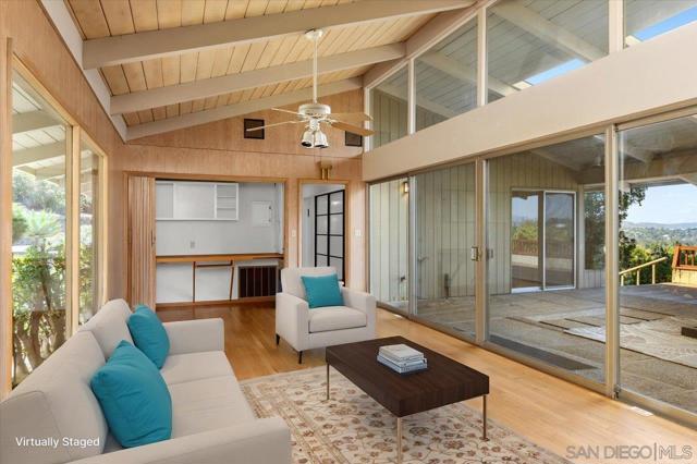 1421 Rincon Rd, Escondido CA: https://media.crmls.org/mediaz/6a2cc67a-4890-4b9a-961d-83e9d37fb210.jpg