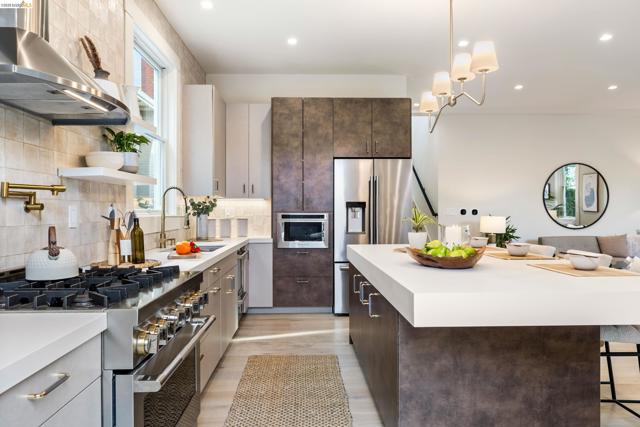 Image 19 of 49 For 636 56th St  