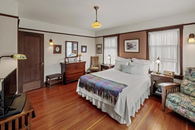 944 Bayview Avenue, Pacific Grove CA: https://media.crmls.org/mediaz/6a2e868a-3532-4990-9549-0e8138f459f6.jpg
