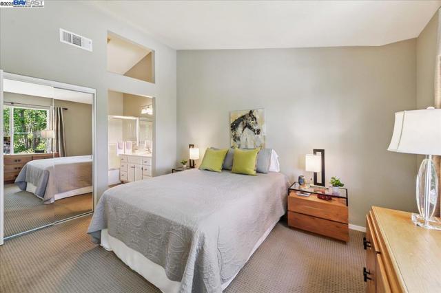 4682 Central Pkwy, Dublin CA: https://media.crmls.org/mediaz/6a30a092-834e-42a6-9bf8-e7b898da2f2f.jpg