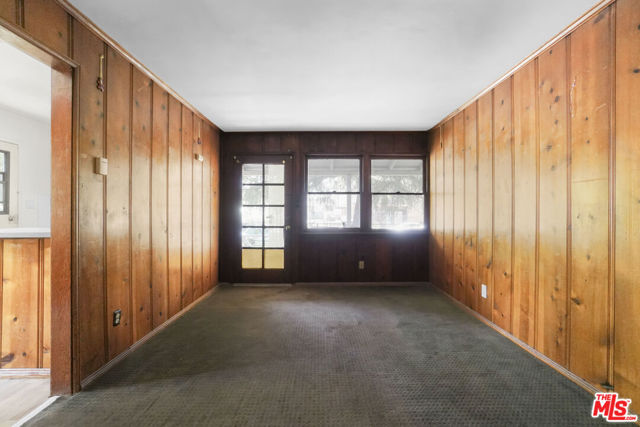 6833 Simpson Avenue, North Hollywood CA: https://media.crmls.org/mediaz/6a317345-c7e4-4296-98e0-34d9683e0960.jpg