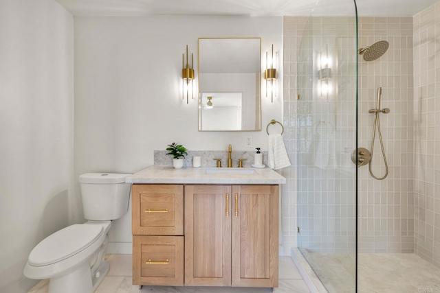 Detail Gallery Image 24 of 44 For 1711 Alhudson Dr, Escondido,  CA 92029 - 4 Beds | 2/1 Baths