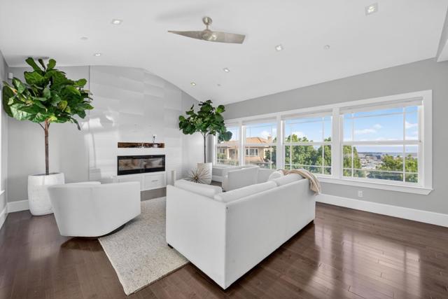 58 Hillcrest Road, San Carlos CA: https://media.crmls.org/mediaz/6a31e4bf-dcb6-48d1-bb18-c812a14bca27.jpg