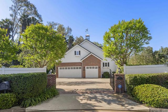 16631 Valle Verde Rd, Poway CA: https://media.crmls.org/mediaz/6a32287d-8aee-4c6d-9435-8726bd7f9eb6.jpg