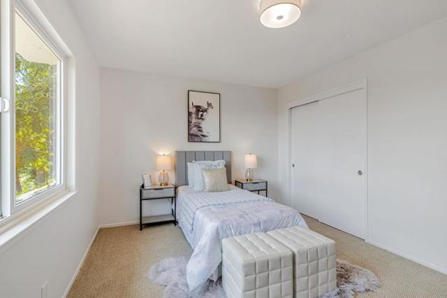 6827 Ridgewood Drive, Oakland CA: https://media.crmls.org/mediaz/6a335c44-a0b4-493e-8892-c65559842987.jpg