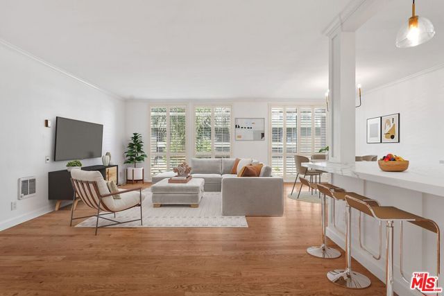 7270 Hillside Avenue, Los Angeles CA: https://media.crmls.org/mediaz/6a337819-750c-4766-9ec5-22a6da1727cb.jpg