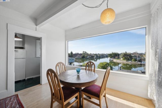 2000 CLINTON AVENUE, Alameda CA: https://media.crmls.org/mediaz/6a33f99c-fdc1-4f0f-a3a5-c0f222c4e8b2.jpg
