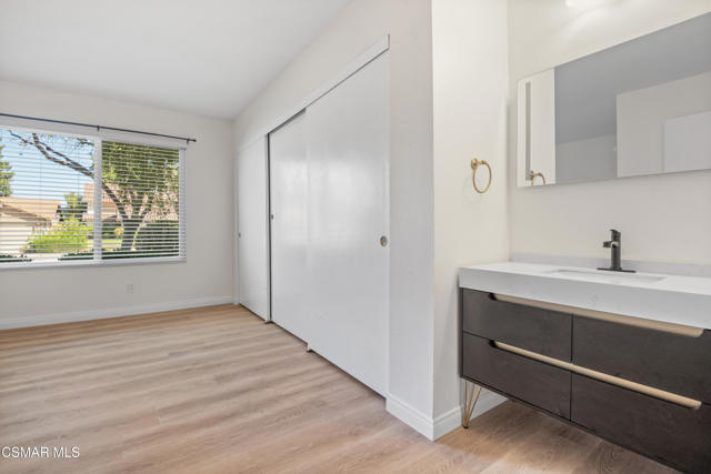 681 Triunfo Canyon Road, Westlake Village CA: https://media.crmls.org/mediaz/6a3476ca-9860-439c-b0da-3a875fe55b00.jpg