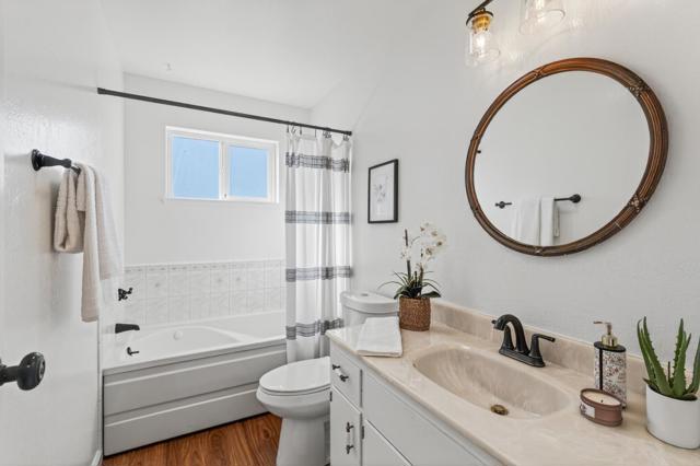 3049 Sunrise Circle, Marina CA: https://media.crmls.org/mediaz/6a34b114-0fcb-4353-aaf9-f971bef0b681.jpg