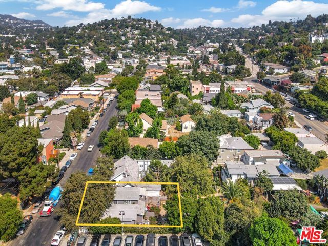 1118 Sanborn Avenue photo 24