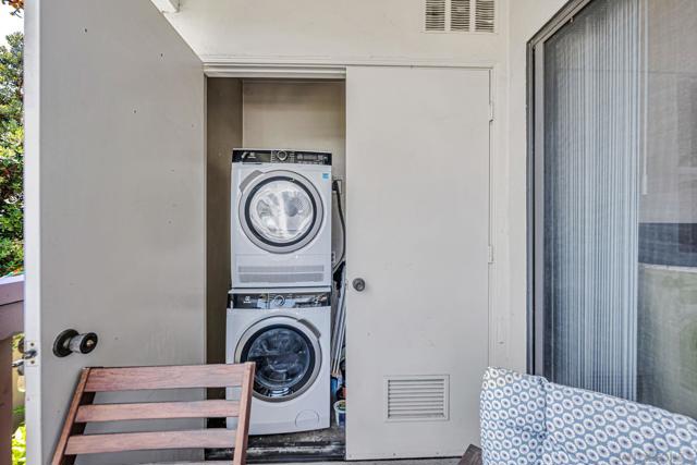 12213 Carmel Vista Rd, San Diego CA: https://media.crmls.org/mediaz/6a3518e4-ad75-49a0-9095-b716c2432d3d.jpg