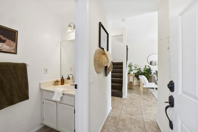 Detail Gallery Image 3 of 24 For 418 W San Marcos Bld #138,  San Marcos,  CA 92069 - 2 Beds | 2/1 Baths