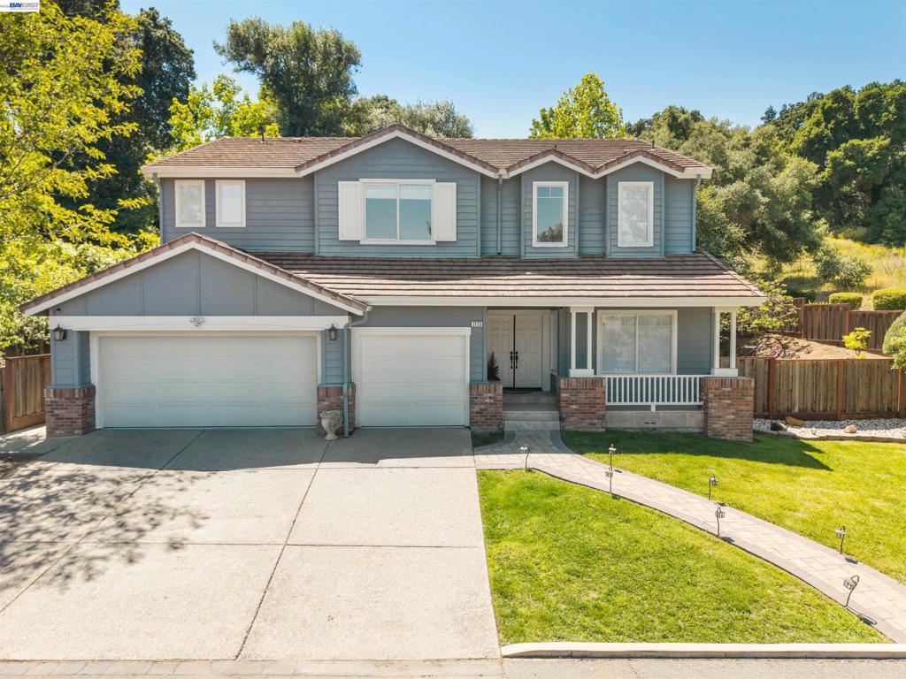2123 Hidden Pond Road