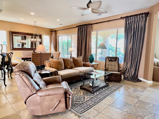 81562 Camino Los Milagros, Indio CA: https://media.crmls.org/mediaz/6a376b72-6f9e-458b-83a9-33ba3fd5b25b.jpg