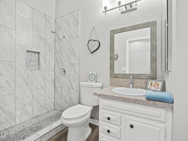 Detail Gallery Image 5 of 25 For 510 E Soledad Rd, Palmdale,  CA 93510 - 4 Beds | 3 Baths