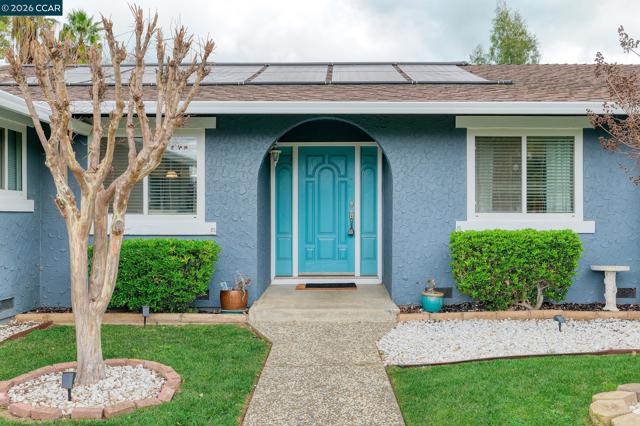 Image 1 of 43 For 23 Capistrano Ct