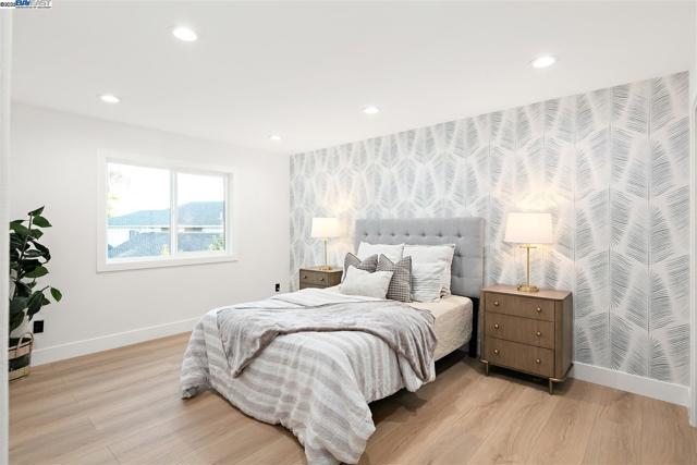 3198 Vintage Crest Dr, San Jose CA: https://media.crmls.org/mediaz/6a37a53c-fc4b-4b81-8f9d-6f5a218684c5.jpg