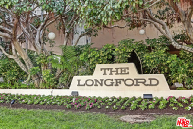 10790 Wilshire Boulevard, Los Angeles CA: https://media.crmls.org/mediaz/6a386686-227f-41e3-ac26-c78b414ff4ba.jpg