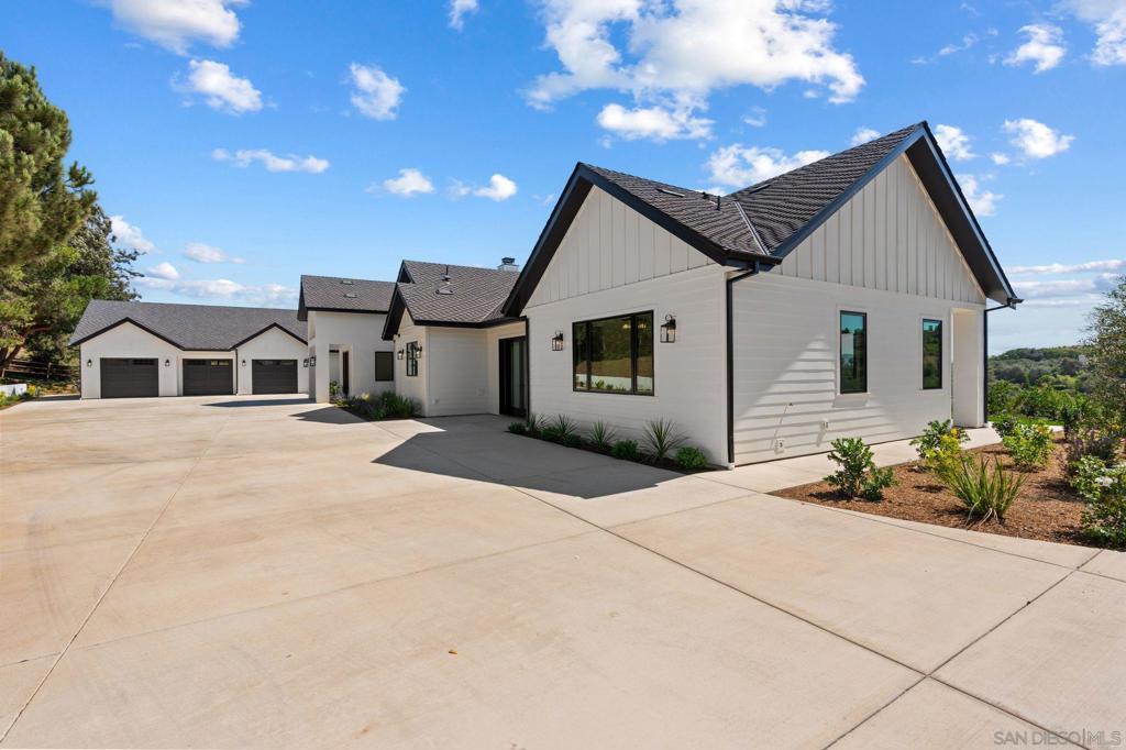 MLS #250040178SD image #23