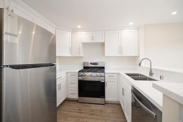 Detail Gallery Image 11 of 34 For 2369 Ravenwood Dr, Lemon Grove,  CA 91945 - 3 Beds | 2/1 Baths