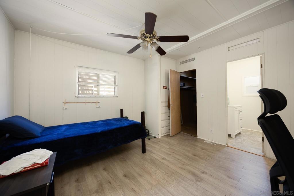 MLS #250033078SD image #12