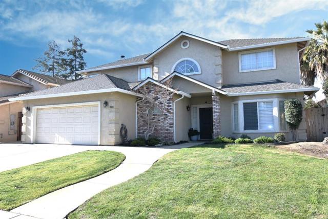 3611 Apple Blossom Lane, Turlock CA: https://media.crmls.org/mediaz/6a389da0-ec0d-49d9-b9a8-4b1177631cad.jpg
