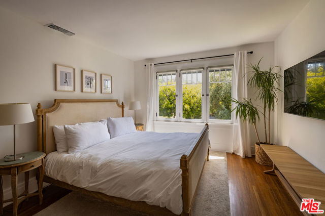 1957 Canyon Drive, Los Angeles CA: https://media.crmls.org/mediaz/6a38d8f4-e371-453a-b9e0-a3af9f4b3343.jpg