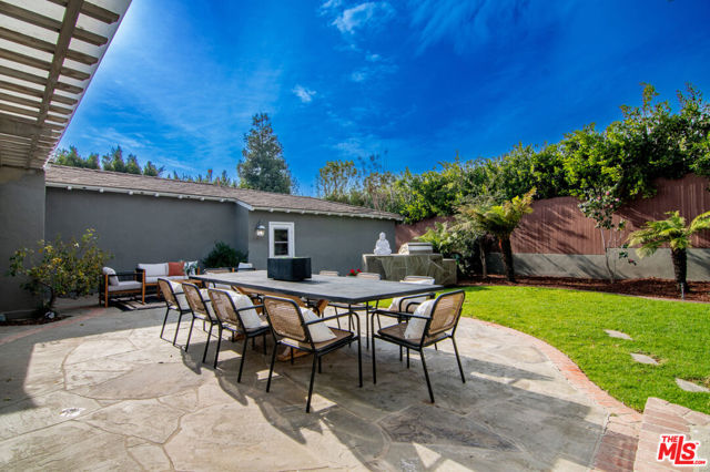 Drew Fenton | 157 N Woodburn Drive Los Angeles CA | MLS: 7226976