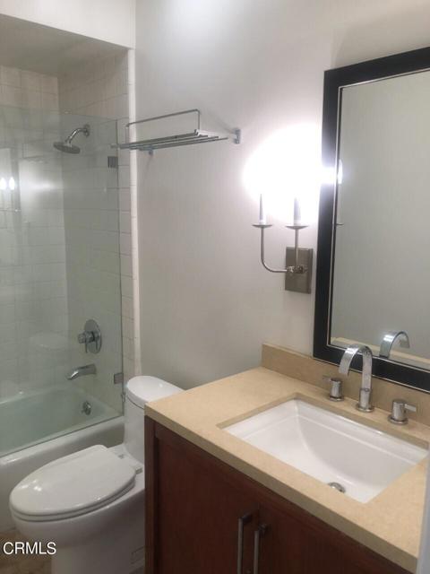 Detail Gallery Image 12 of 23 For 700 S Lake Ave #135,  Pasadena,  CA 91106 - 3 Beds | 2/1 Baths
