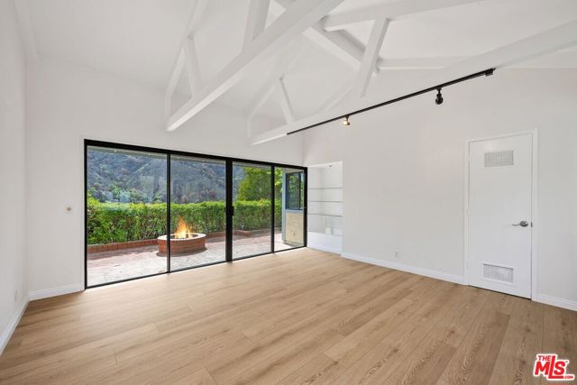 Drew Fenton | 1317 Avenida De Cortez Pacific Palisades CA | MLS: 7117370