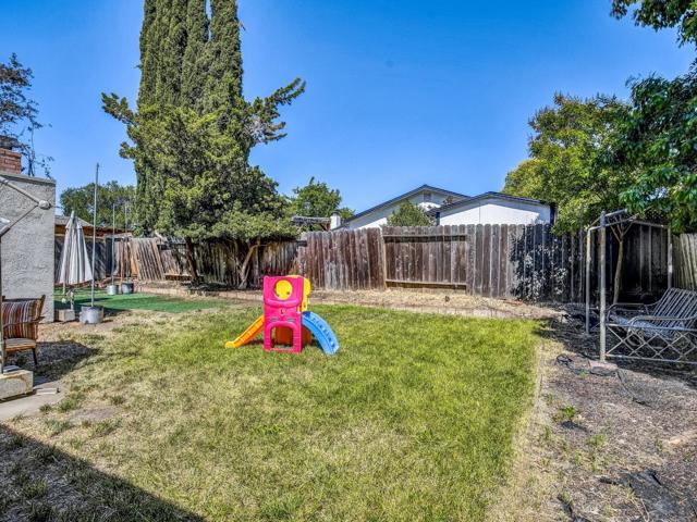 1567 Wilton Road, Livermore CA: https://media.crmls.org/mediaz/6a3aeedc-1efa-41f7-9d46-4a922cb62648.jpg