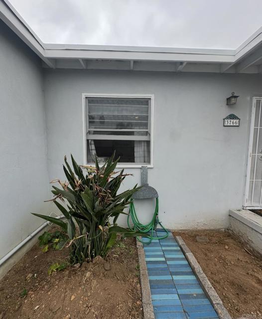 3766 King, La Mesa CA: https://media.crmls.org/mediaz/6a3af7b3-ada1-4368-917d-535f49ac8c10.jpg