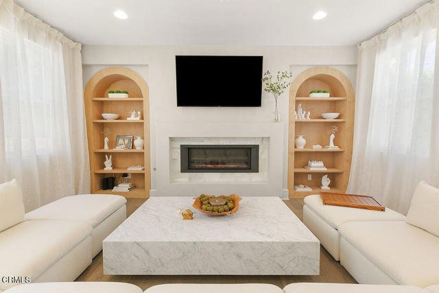 Detail Gallery Image 39 of 75 For 2417 E Hillcrest Dr, Thousand Oaks,  CA 91362 - 4 Beds | 3/1 Baths