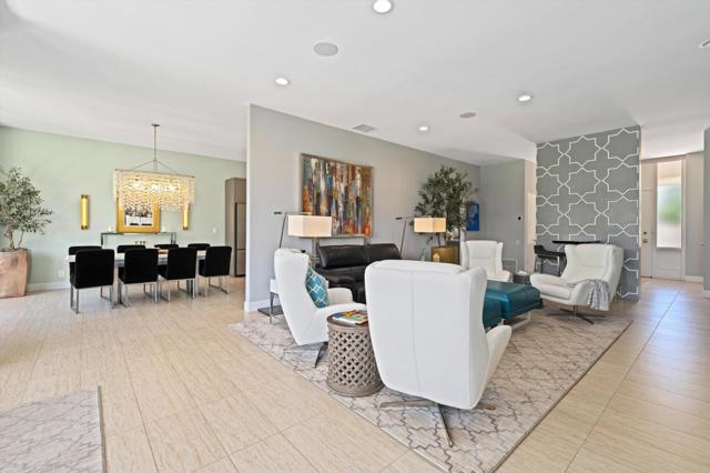 47432 Medina W Drive, Palm Desert CA: https://media.crmls.org/mediaz/6a3b94fb-f404-42a7-82c8-fd5d28ef8c76.jpg