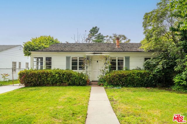 10529 Oaklawn Rd, Los Angeles, CA 90064