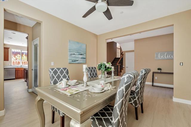 3602 Levanto Way, Manteca CA: https://media.crmls.org/mediaz/6a3c3c17-6cfb-454f-a26c-3c3828ac0f8c.jpg