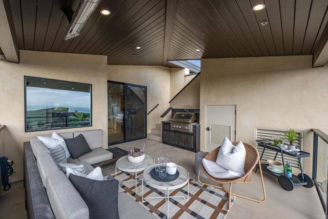 Detail Gallery Image 19 of 36 For 2172 Glasgow Ave, Cardiff By The Sea,  CA 92007 - 3 Beds | 3/1 Baths
