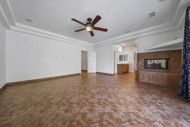 Image 19 of 42 For 78354 Calico Glen Drive