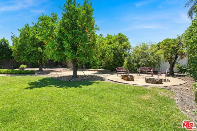 20616 Quedo Drive, Woodland Hills CA: https://media.crmls.org/mediaz/6a3d6e05-5c1c-49e3-b61d-561b271fecf3.jpg