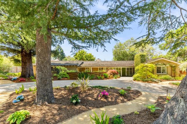 690 Torwood Lane, Los Altos CA: https://media.crmls.org/mediaz/6a3d8622-0dd0-4463-ba16-37bda0fd8d94.jpg