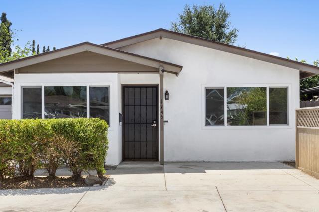 1745 Acorn St, Escondido CA: https://media.crmls.org/mediaz/6a3e5f93-c262-4f66-839d-236201111735.jpg