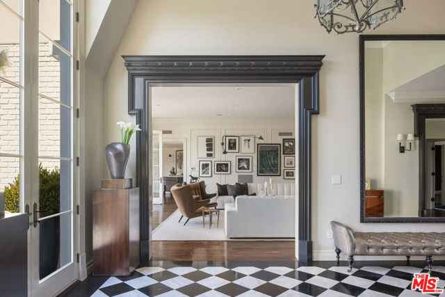 Drew Fenton | 10847 Bellagio Road Los Angeles CA | MLS: 7449719 Drew Fenton | 10847 Bellagio Road Los Angeles CA | MLS: 7449719